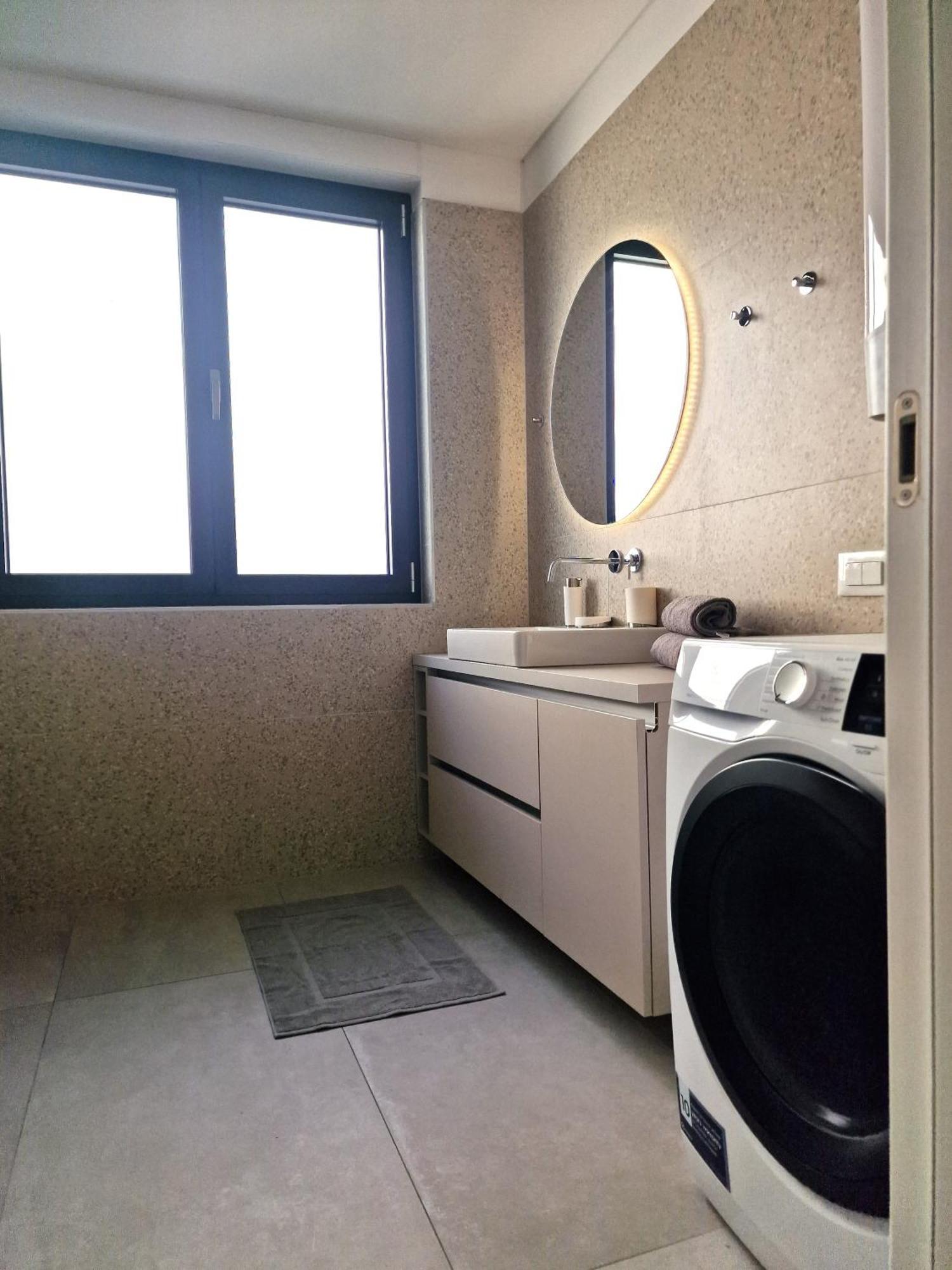 Apartment Tina Baška Voda Esterno foto
